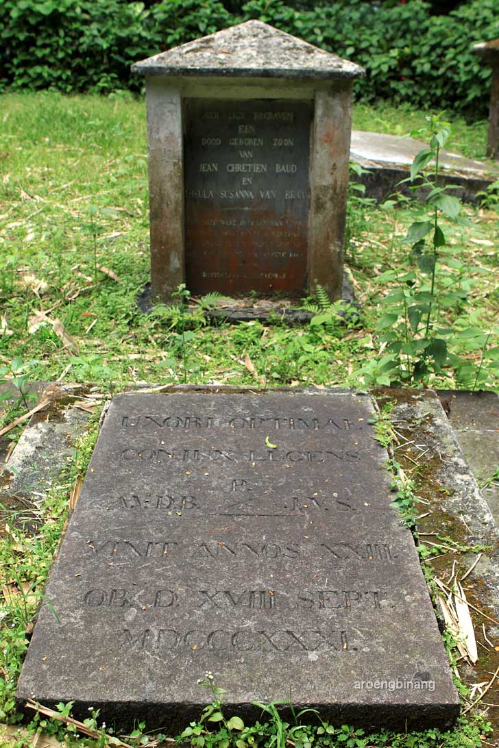 makam belanda kebun raya bogor