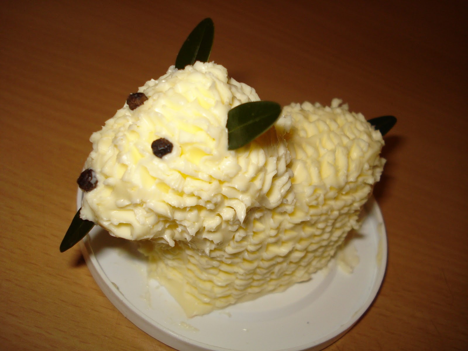 PrzepisTV How to make butter lamb. Jak zrobić baranka z masła w 5