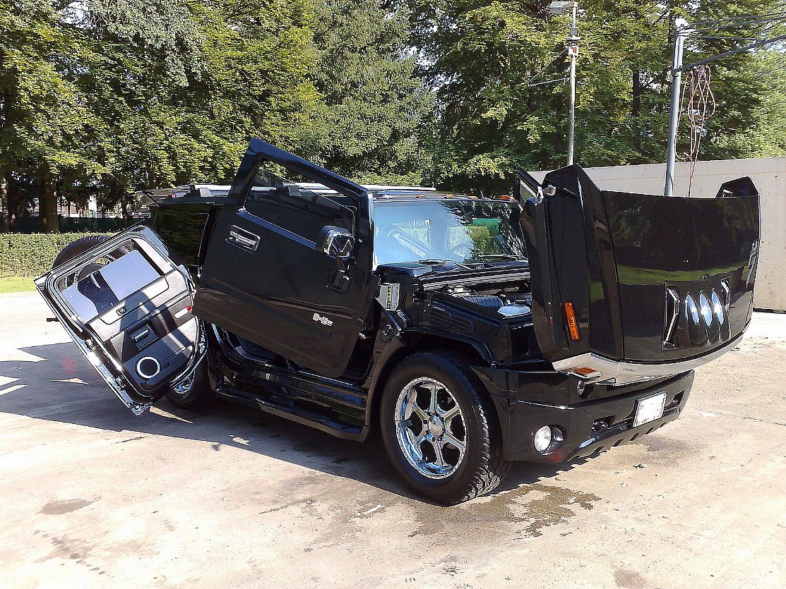 of hummer car which is best suv these pictures are of modified hummers ...