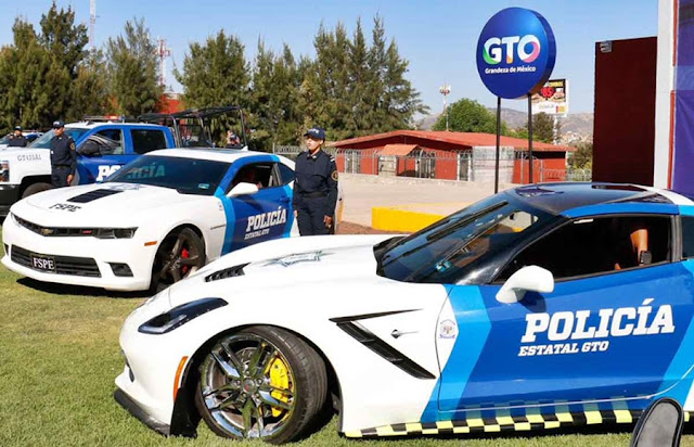 Mustangs, camaros, corvettes… las nuevas patrullas en Guanajuato