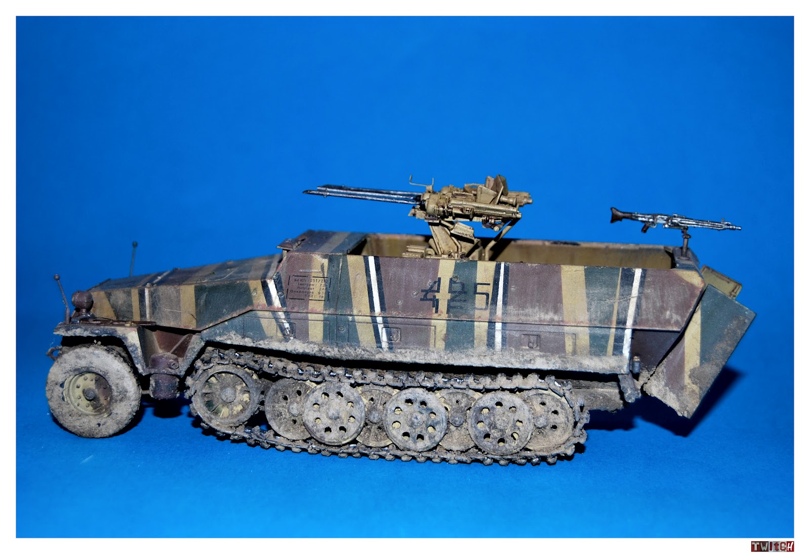 art models: Warsztat - Sd.Kfz. 251/21 Ausf.D ''Drilling''