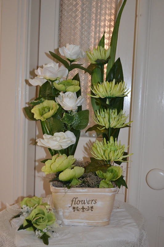 Dining Table: Dining Table Silk Flower Arrangements