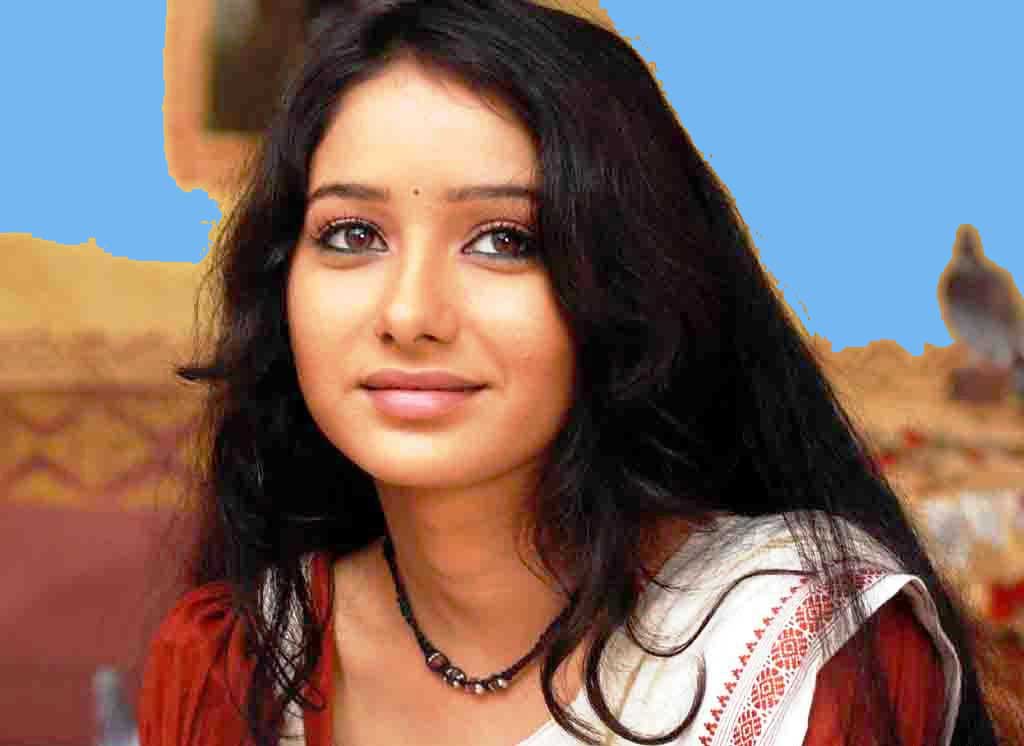 Leena Jumani Biography...