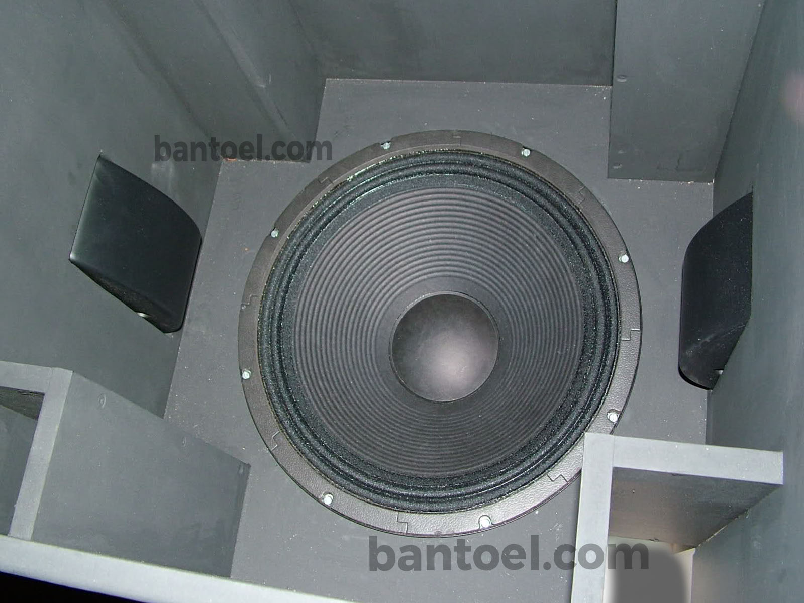 box speaker 15 inch low