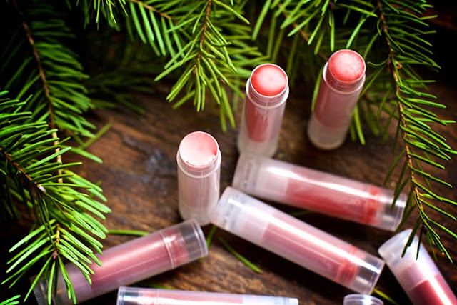 Bingung Cari Kado Pernikahan Buat Sahabat? Inilah 10 Kado yang Bisa Kamu Berikan Bingung Cari Kado Pernikahan Buat Sahabat? Inilah 10 Kado yang Bisa Kamu Berikan