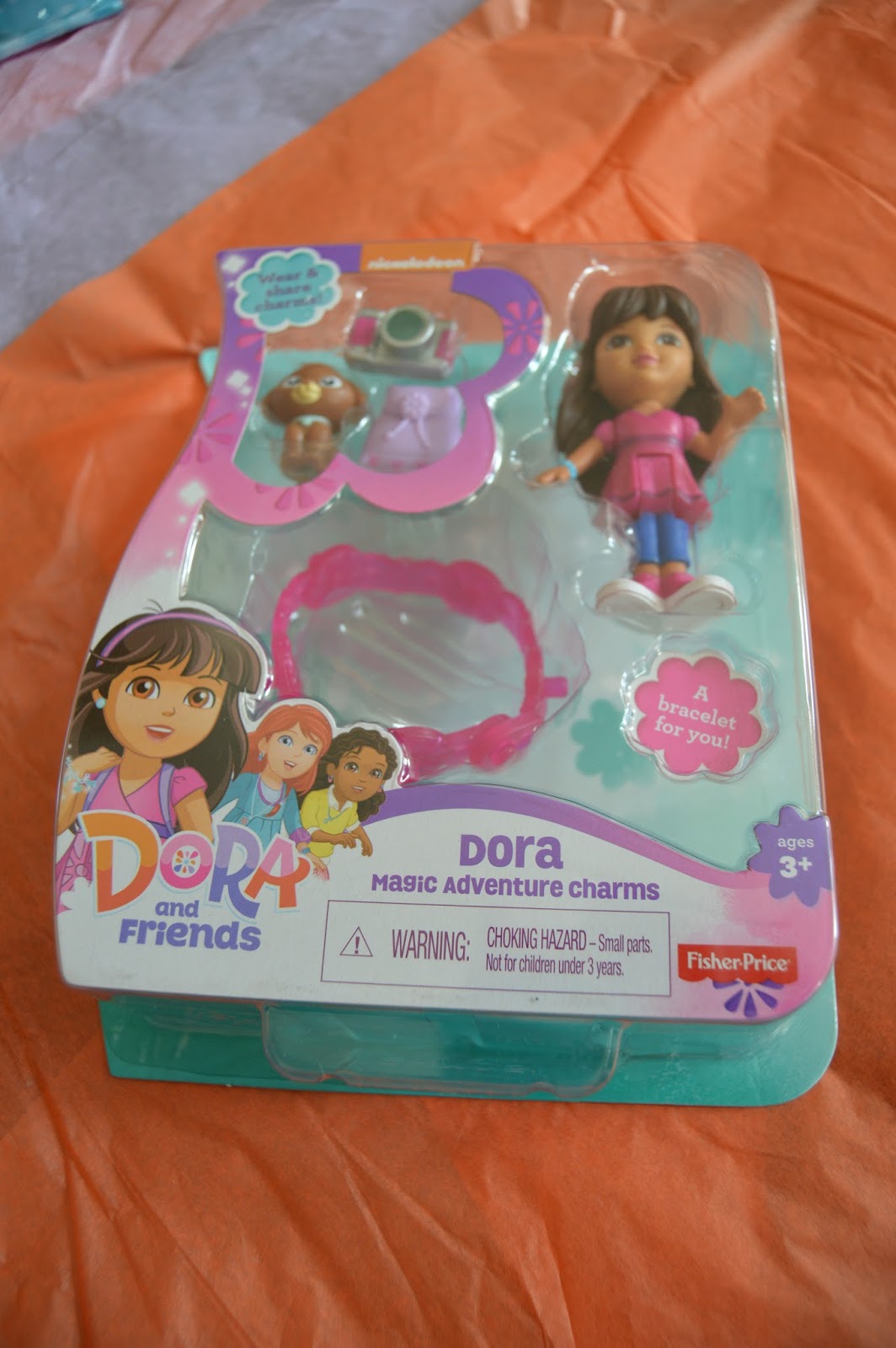 Fisher-Price Dora & Friends Beach Adventure Dora Playset  Accessories Toys NEW 