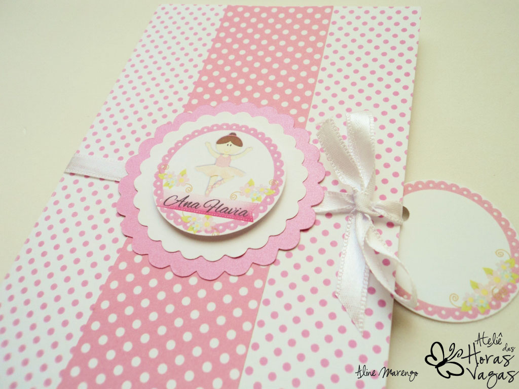 convite artesanal infantil aniversário bailarina poá rosa e branco