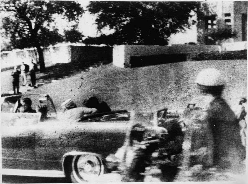 Tercer disparo coche Kennedy