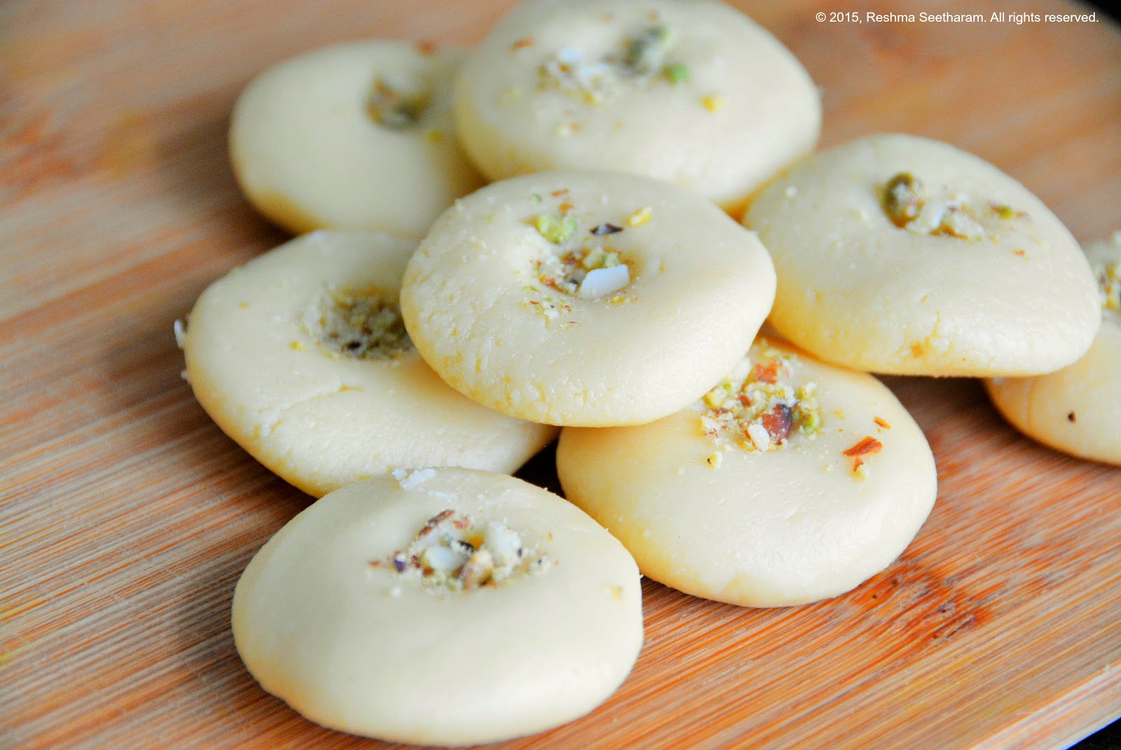 Milk peda/ Doodh peda sweet milk cakes