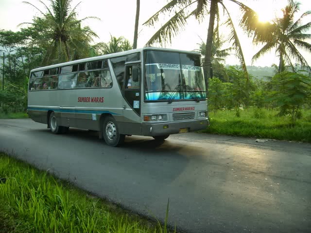 Menjelajah Jalur Semarang-Jogja: Panduan Lengkap Bus 24 Jam dan Pilihan Transportasi Lainnya