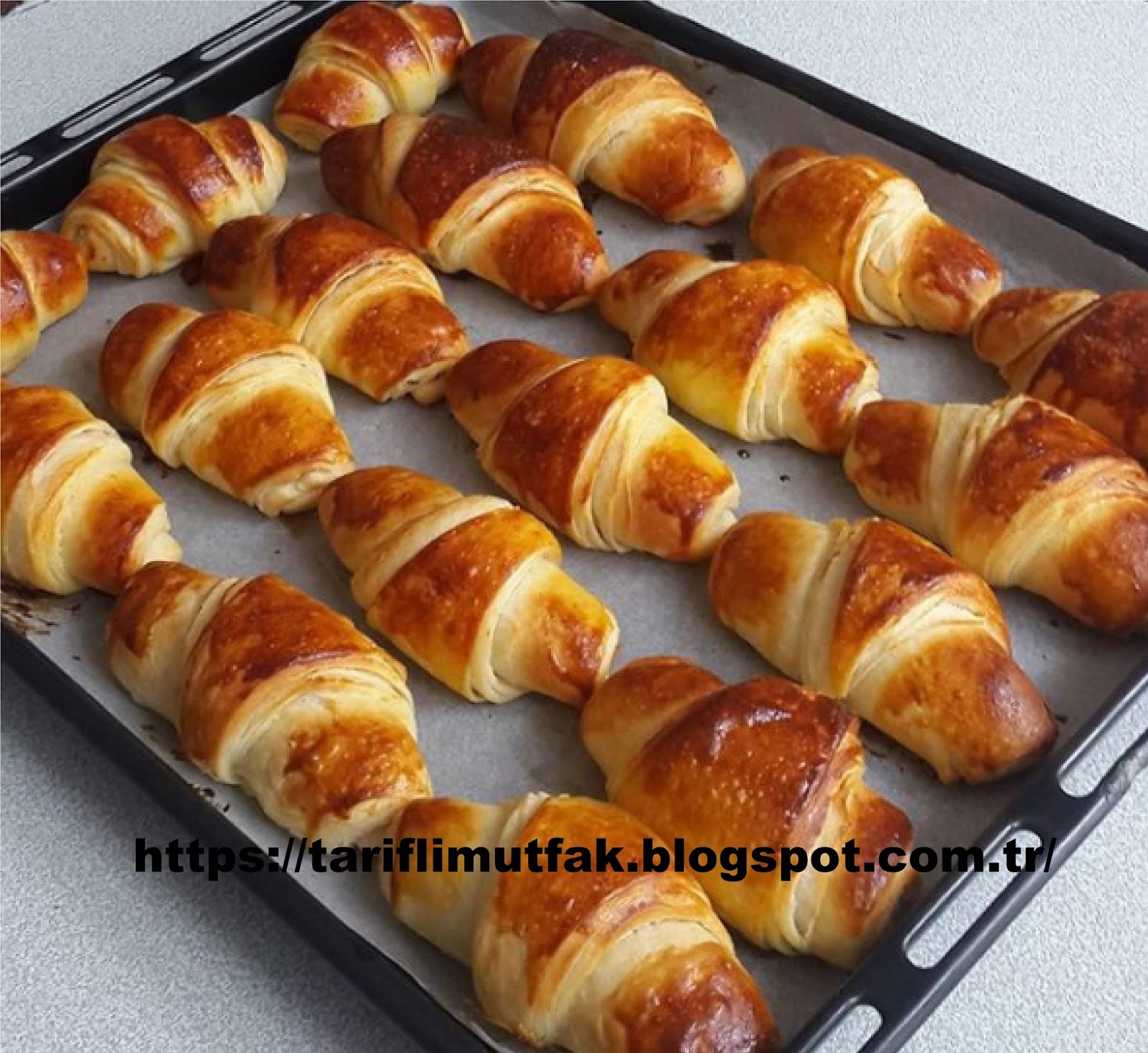 Katmer poğaça Katmer poğaça