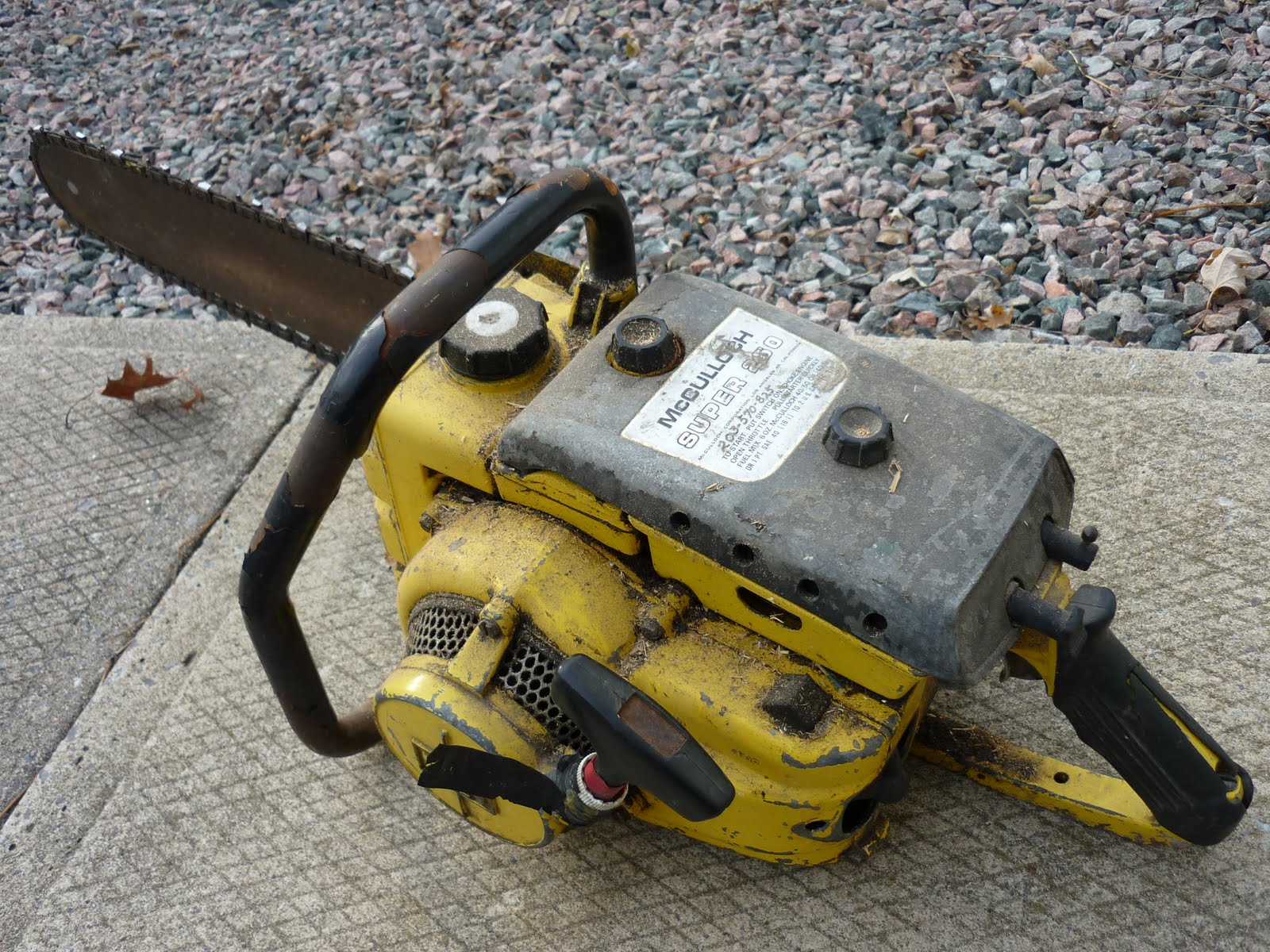VINTAGE CHAINSAW COLLECTION FOLLOWING PICTURES ARE WINTER