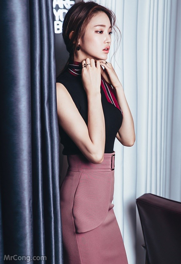 Beautiful Park Jung Yoon in the January 2017 fashion photo shoot (695 photos) photo 21-3