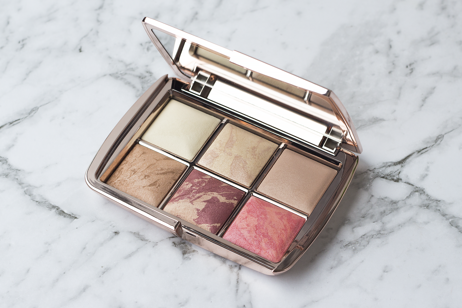 Hourglass палетки ambient lighting dim edit. палетка hourglass шестерка. палетка для лица hourglass -ambient lighting – universe unlocked. палетка hourglass sculpture 2021. Hourglass ambient lighting edit leopard.