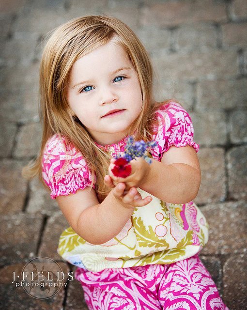 البوم صور اطفال بريئة