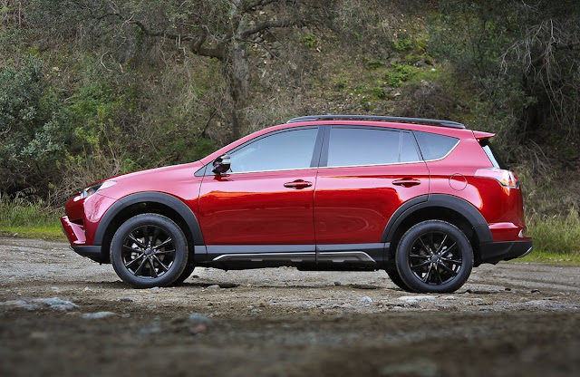 RAV4 2017 Toyota RAV4 Adventure red