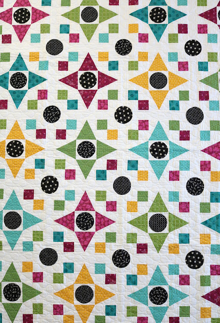 Game Night quilt pattern found in the Fresh Fat Quarter Quilts book by Andy Knowlton of A Bright Corner - a bold, bright, modern quilt