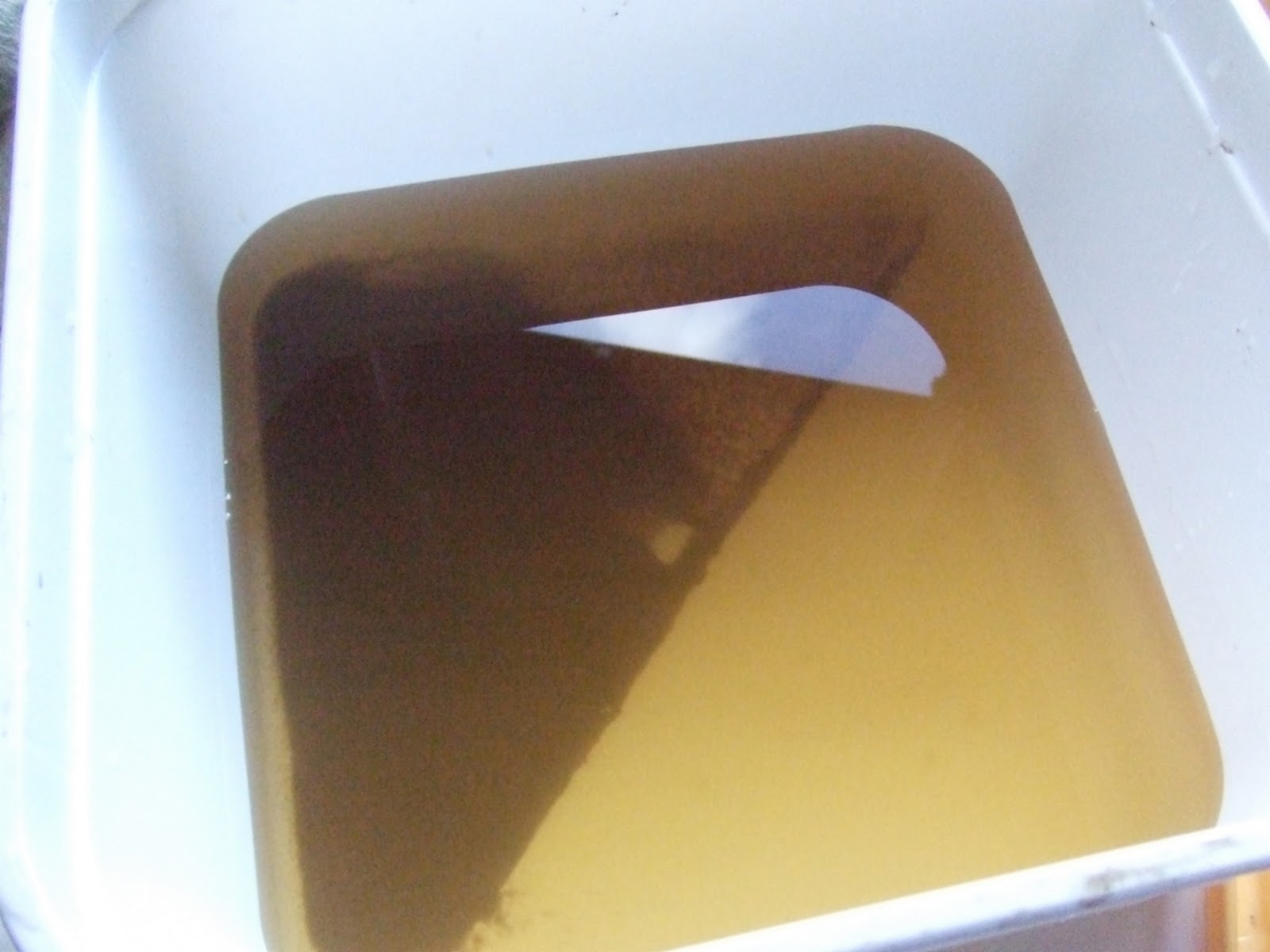 Troc, Broc and Recup' Washing clothes with wood ash the old French way