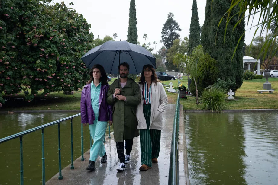 TRANSPARAENT MUSICALE FINALE Trailer, Images and Posters The