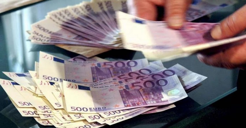 EL SALARIO MÁS ALTO DEL MUNDO: Ginebra tendrá un salario mínimo de 4.500 dólares al mes desde octubre EL SALARIO MÁS ALTO DEL MUNDO: Ginebra tendrá un salario mínimo de 4.500 dólares al mes desde octubre