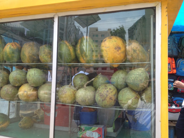 Papaya juice selling shop 