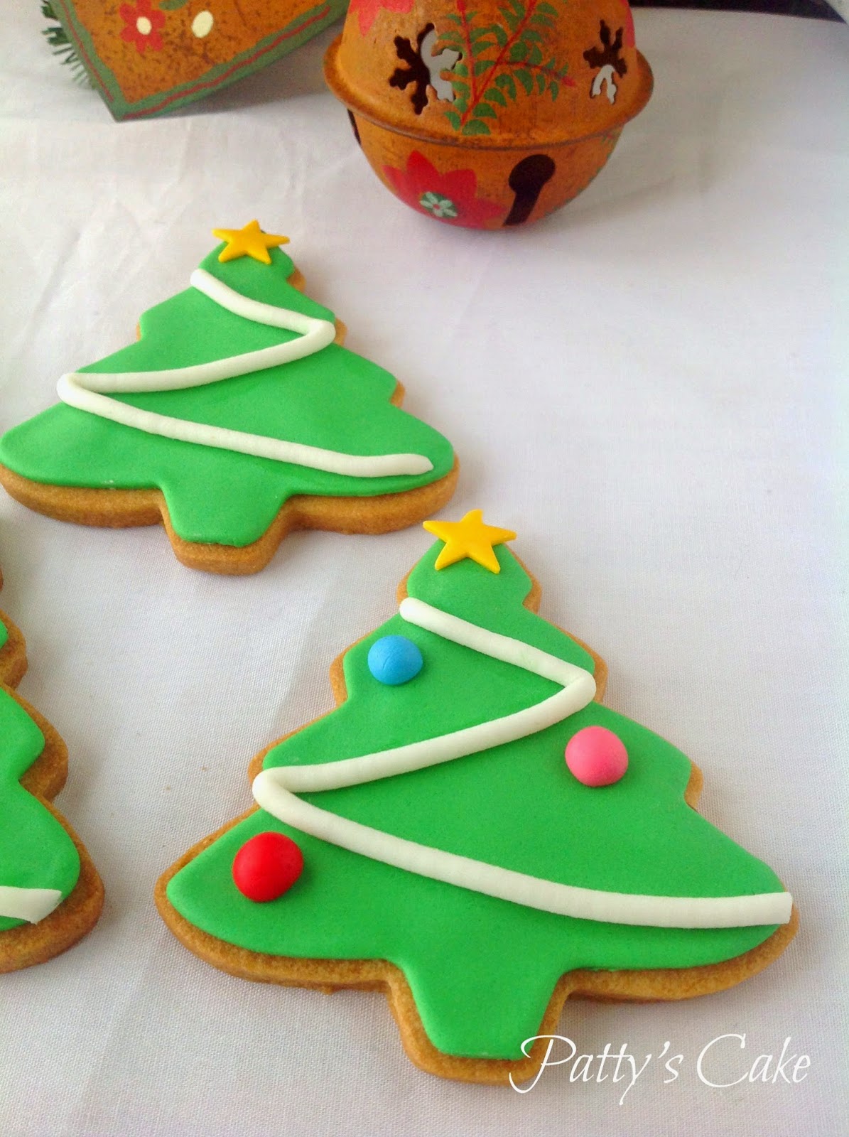 Sucre de Maduixa: Galletas navideñas decoradas con fondant (tutorial)