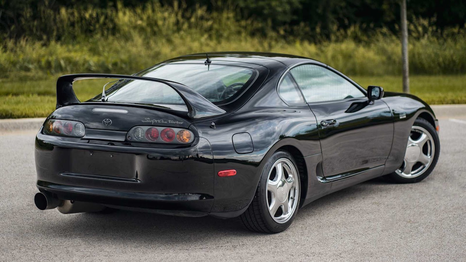 原裝的Toyota Supra MK4能讓你把A90 Supra忘的一乾二淨 SanjiNoir 黑侍樂讀 原裝的Toyota Supra MK4能讓你把A90 Supra忘的一乾二淨 SanjiNoir 黑侍樂讀