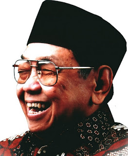 Biografi Gus Dur (K.H Abdurrahman Wahid) Biografi Gus Dur (K.H Abdurrahman Wahid)