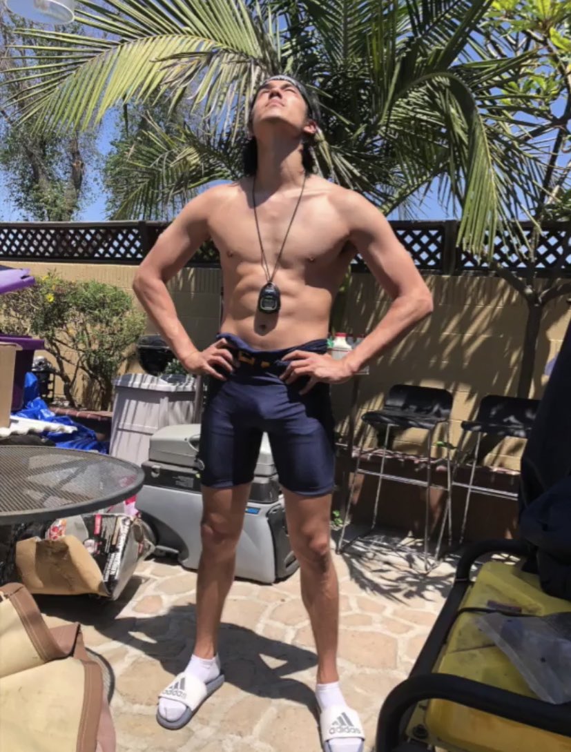 Trending and Viral News: Tommy Esguerra Bulge Photo