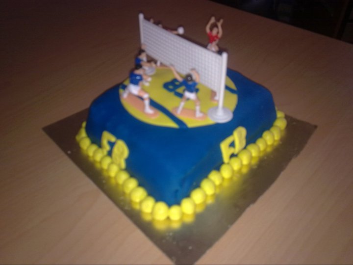 DERİNSU BUTİK PASTA VE KURABİYE VOLEYBOL MAÇI ÖZEL TASARIM PASTASI