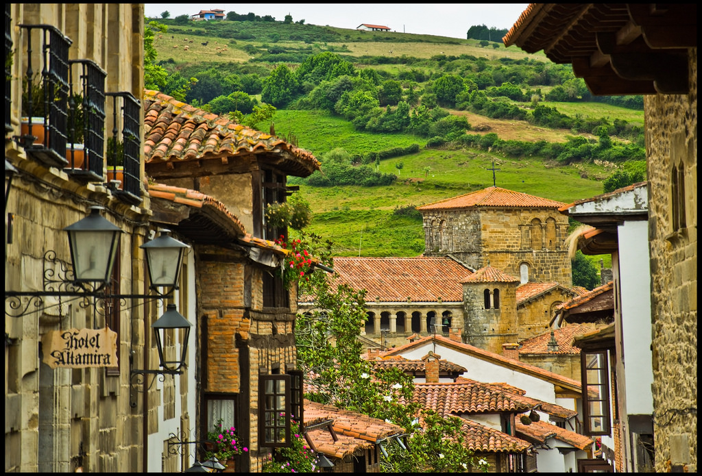 Les 12 Plus Beaux Villages d'Espagne Les 12 Plus Beaux Villages d'Espagne