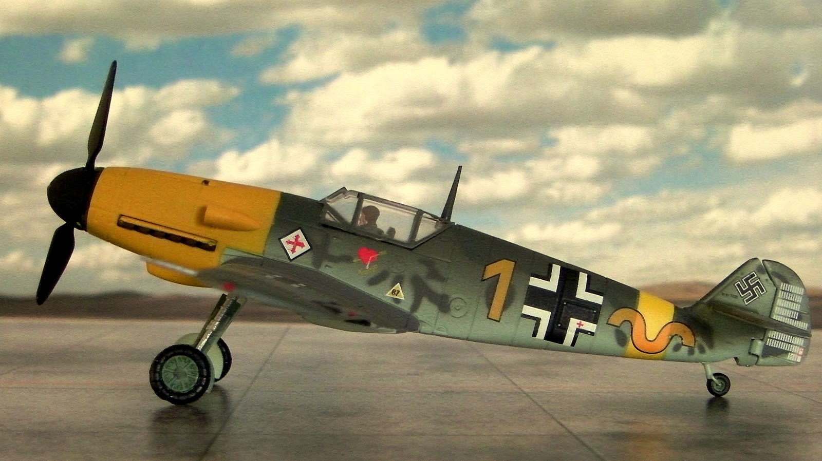 109. 109 f-4. Messerschmitt bf. Bf 109f-4. Bf 109f.
