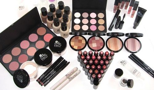 Merk Make Up Natural Terbaik Merk Make Up Natural Terbaik