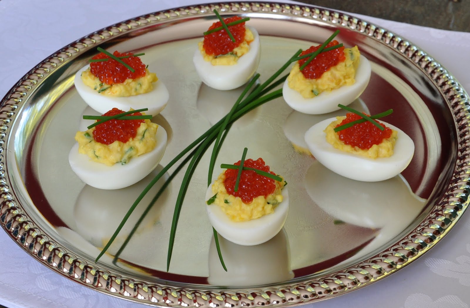 DeliciousEurope Eggs with Caviar (яйца с икрой)