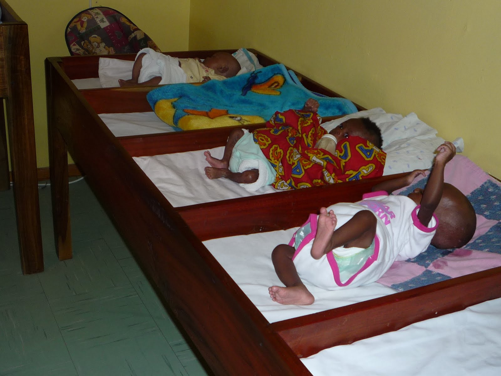 OviattsOnTheGo ZAMBIA Visit with the Murphys at Kalomo; Victoria Falls