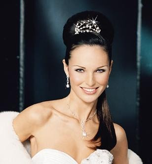 Peinado de novia con cara redonda Peinado de novia con cara redonda