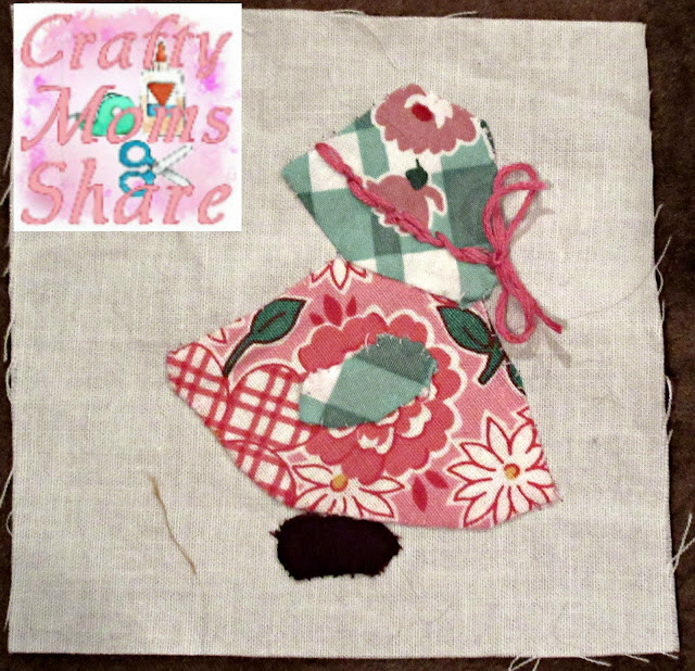 https://www.craftymomsshare.com/2018/02/creating-historic-style-doll-quilts-for.html