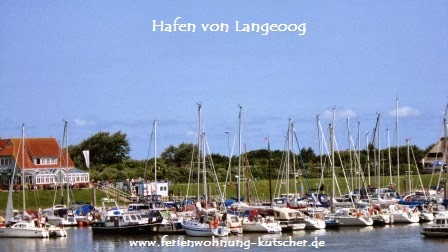 Langeooger Fährhafen mit einem Yachthafen