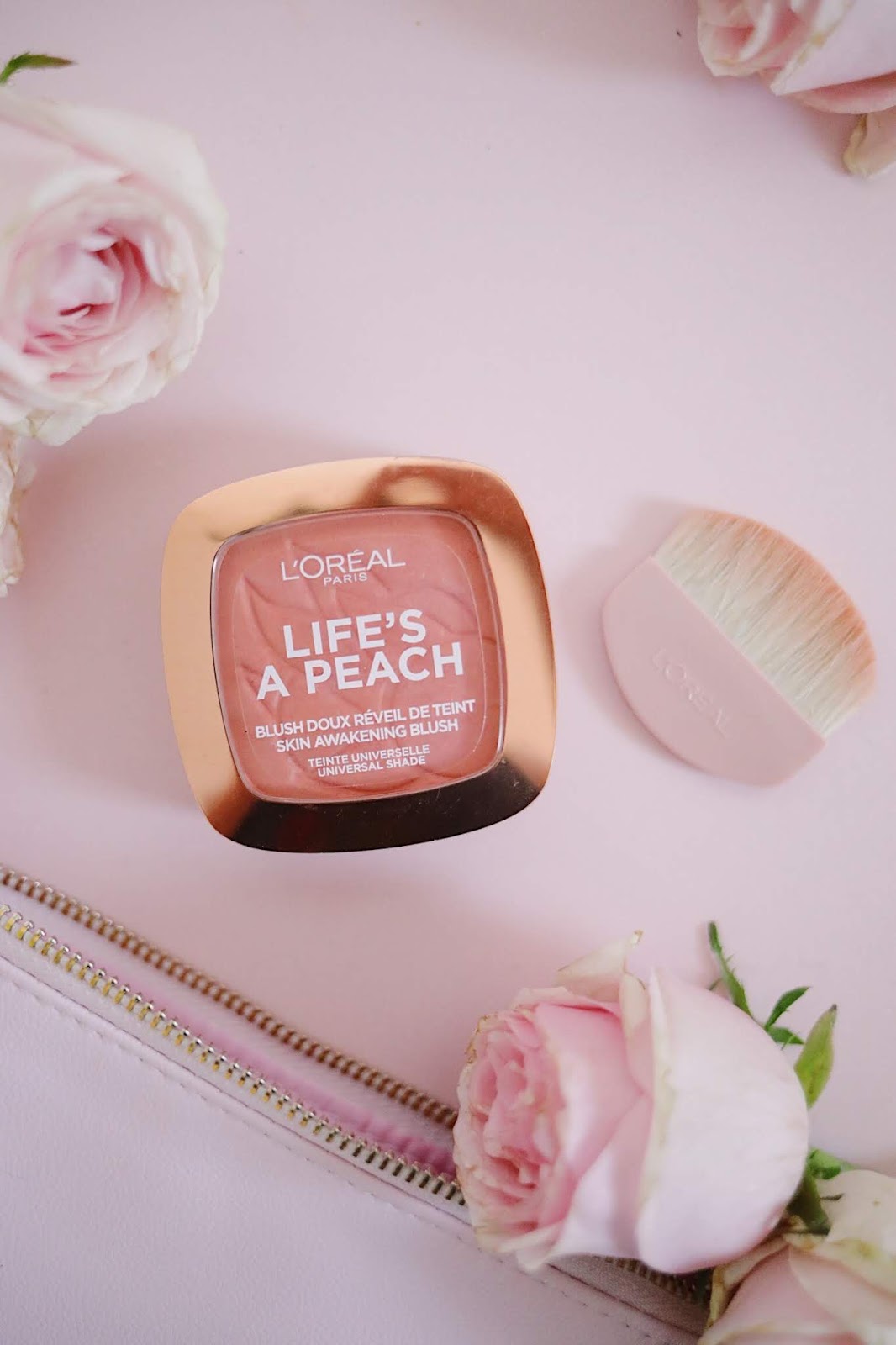 wake up and glow , l'oréal Paris ,loreal Paris , life's a peach , la vie en glow , glow mon amour , bonjour nudista , revue, avis , Swatch , rosemademoiselle , rose mademoiselle, blog beauté , Paris ,