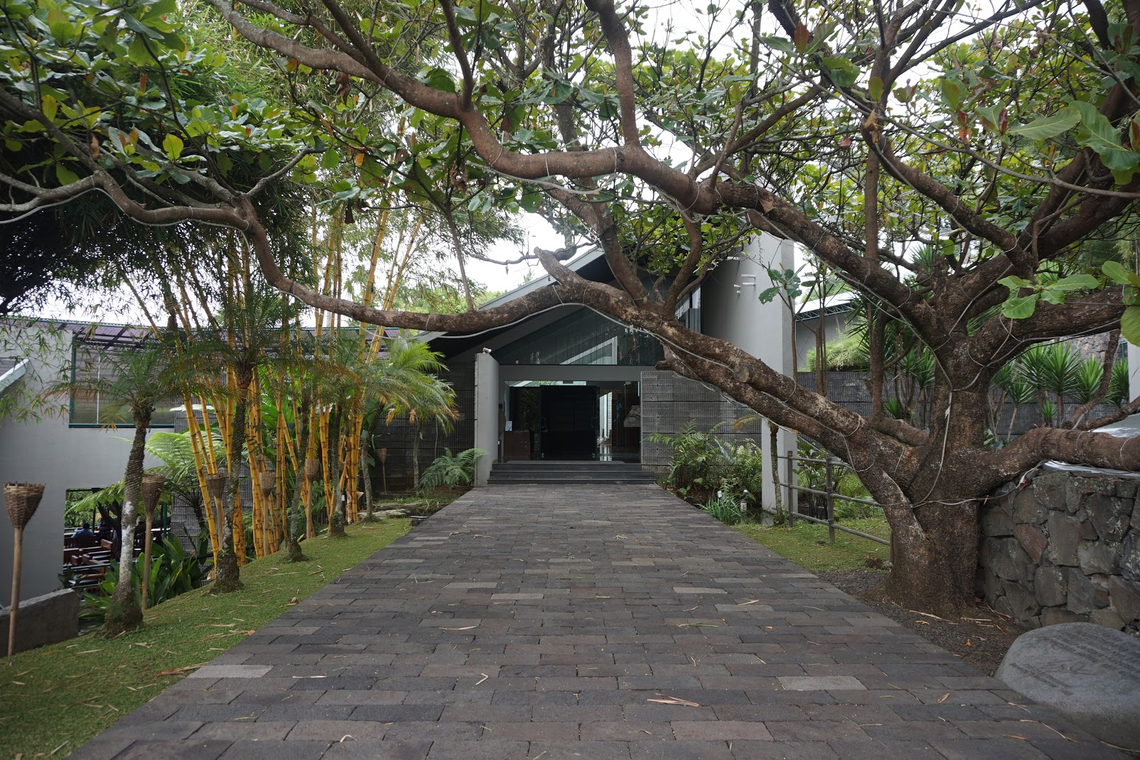 My-PASSION: Sunaryo Art Space Dago Bandung