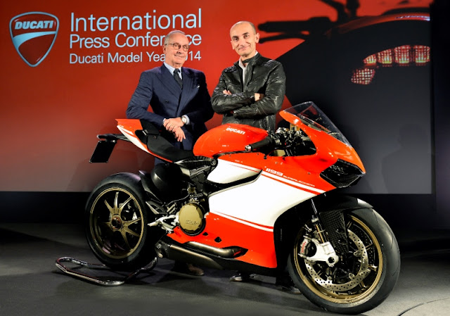 Ducati akan memamerkan sembilan model terbarunya di EICMA 2015 tahun ini !