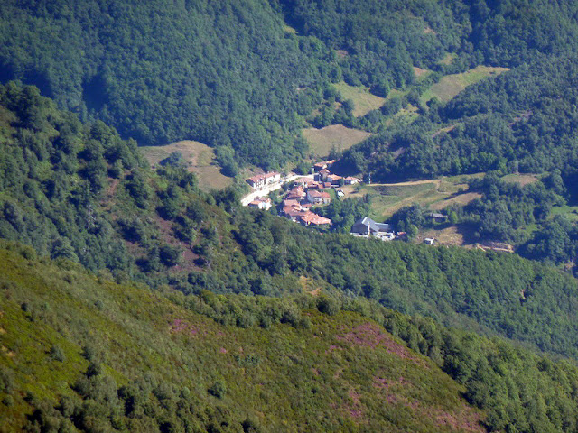 CORISCAO, 2.234m (Un caramelo desde San Glorio) P1200661%2B%2528FILEminimizer%2529