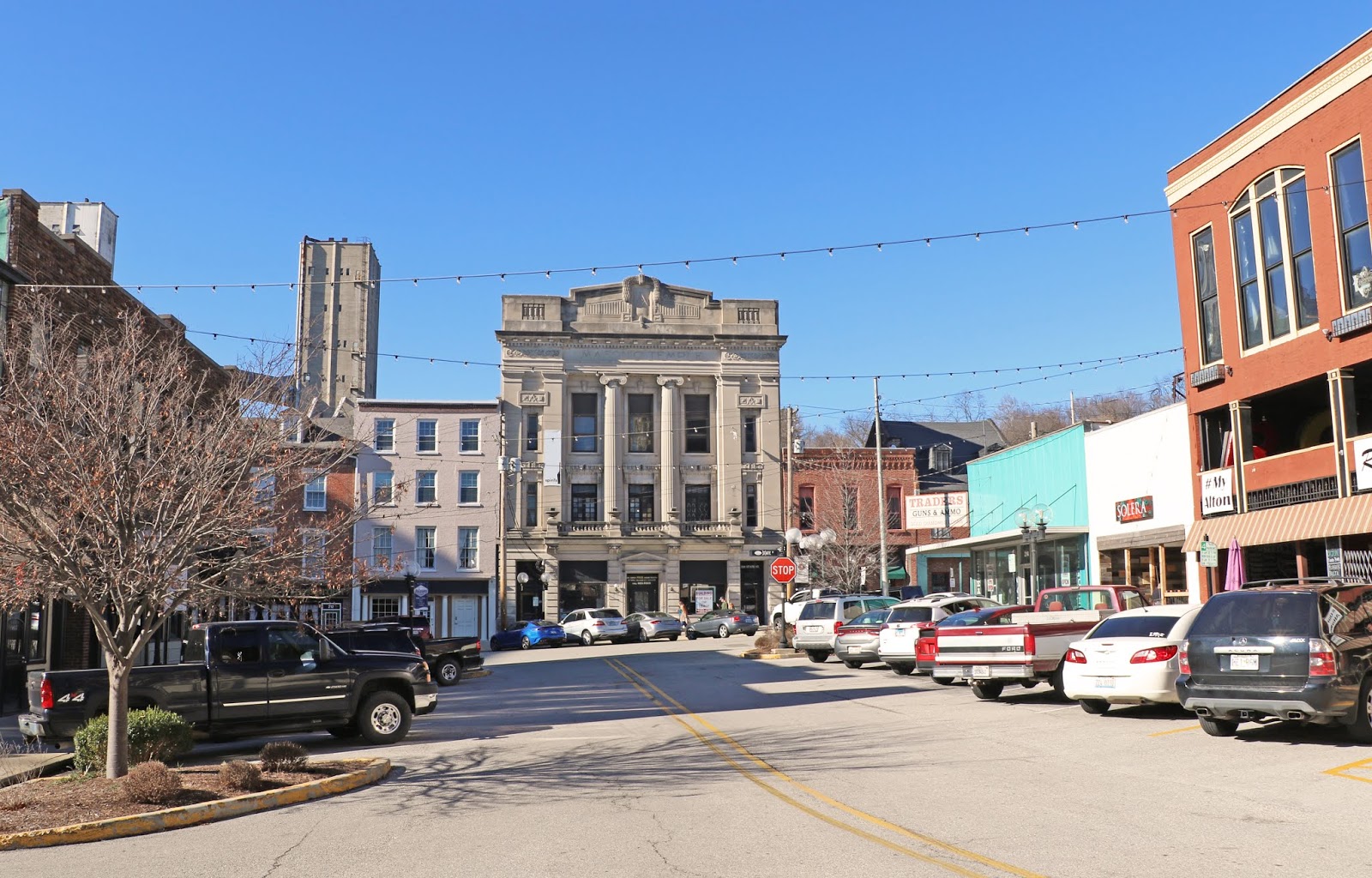 Out and About the Midwest Around the Block in Alton, IL Lincoln