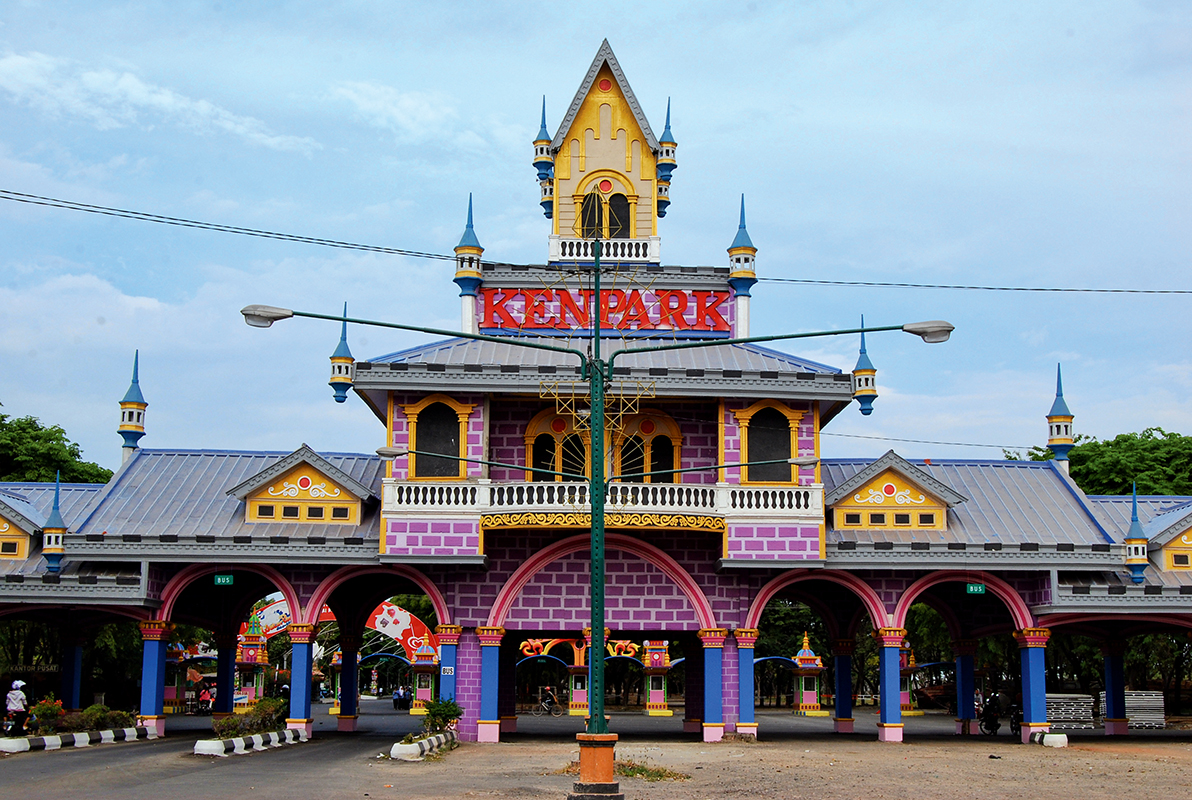 30+ Daftar Lengkap Tempat Wisata di Surabaya Paling Terkenal dan