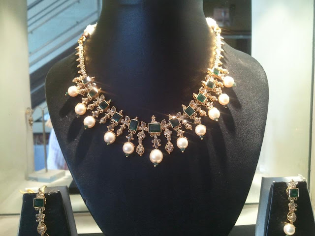 Uncut / Chakri Diamond Necklace set with Emeralds and Pearl Drops