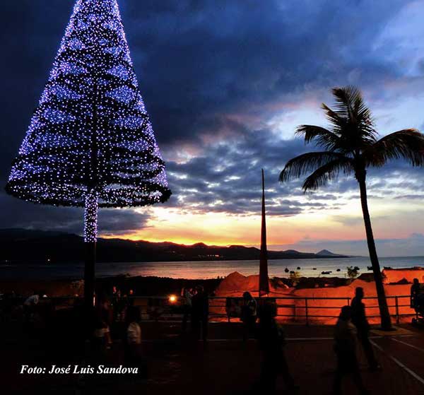 El turismo peninsular elige Canarias como vacaciones de Navidad 2018 / Foto: José Luis Sandoval El turismo peninsular elige Canarias como vacaciones de Navidad 2018 / Foto: José Luis Sandoval
