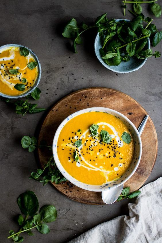 Warming Carrot, Ginger and Turmeric Soup #warmingcarrot #carrot #ginger #turmeric #soup #souprecipes #easysouprecipes
