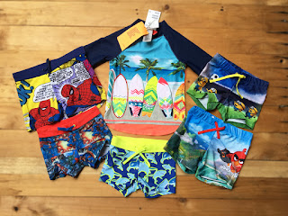 Áo bơi chống nắng bé trai hiệu H&M, xuất xịn, dư, made in cambodia.