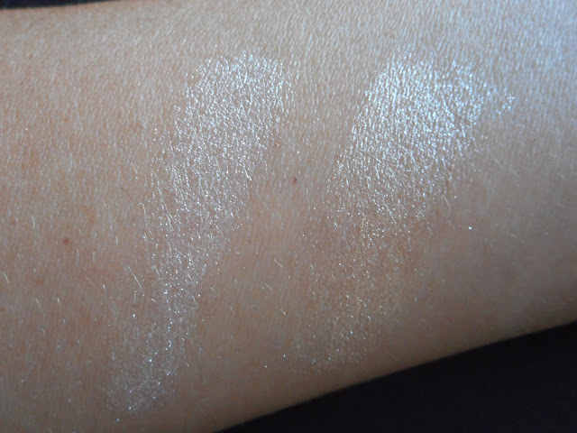 Make Up For Ever Star Lit Powder, 13 Ivory (right)/Bellapierre shimmer powder shadow in Exite (left)