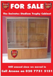 emirates-trophy-cabinet_835475